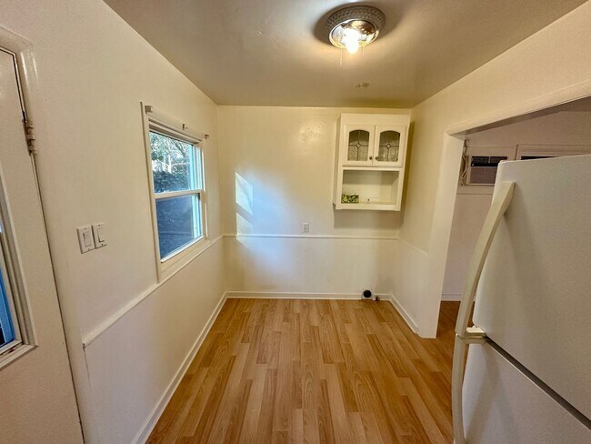 Foto del edificio - Charming 1-bedroom, 1-bathroom