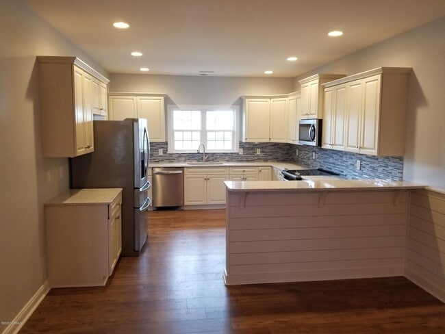 Building Photo - 226 Morada Bay Dr