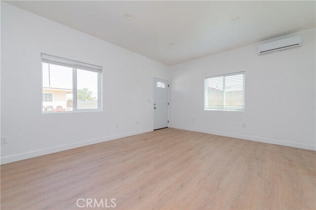 Building Photo - 5033 Sultana Ave
