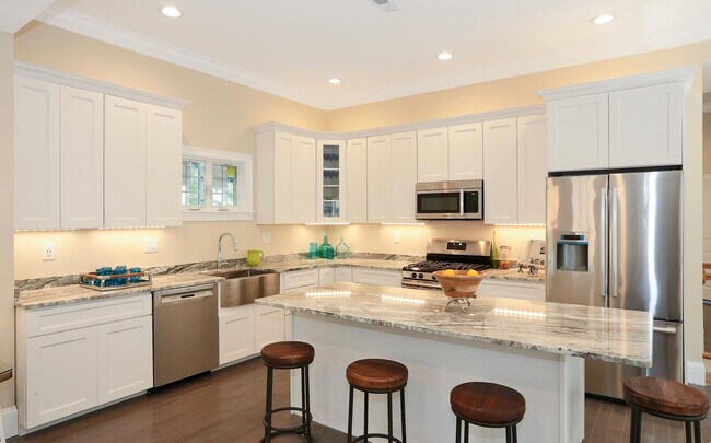 Foto del edificio - 47 Alpine St