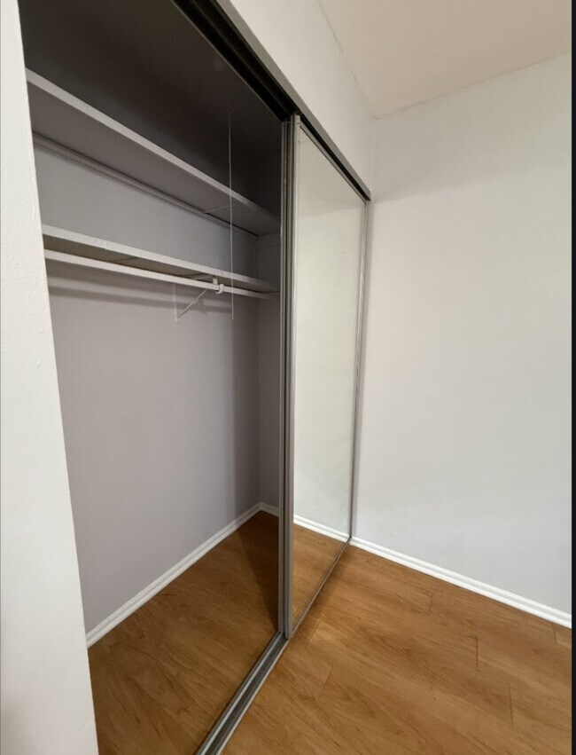 Foto del edificio - 4613 N Beacon St