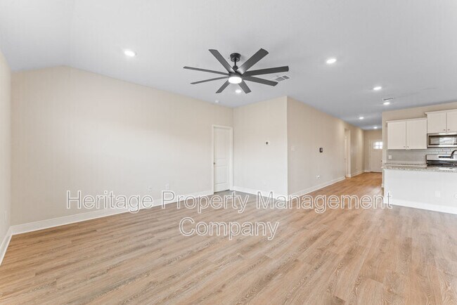 Foto del edificio - 1428 Redwood Crk