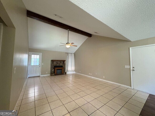 Foto del edificio - 108 Crestwood Ct