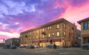 Building Photo - 1715 Sonoma Blvd