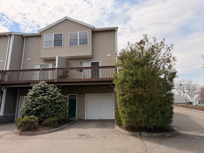 Foto del edificio - 39 Coram Rd