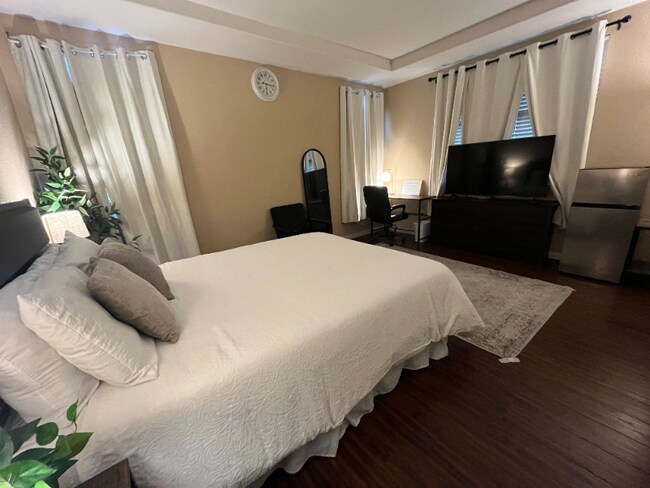 Foto del edificio - 8408 Arrowroot Cir