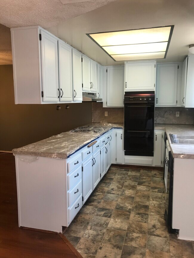 Foto del edificio - 3431 Artesia Blvd