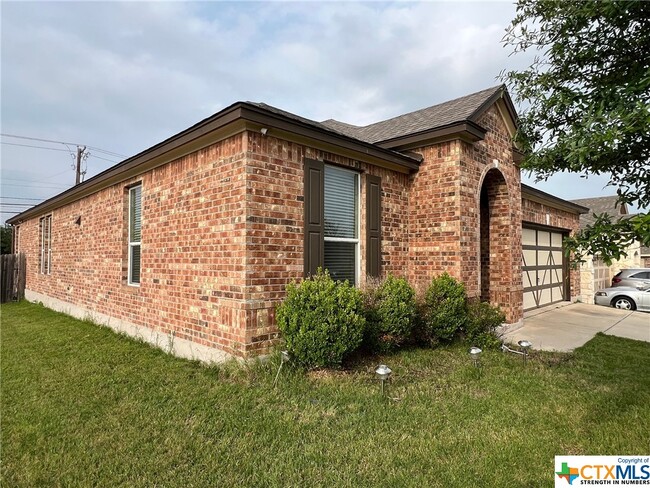 Building Photo - 9030 Lonesome Oak Drive