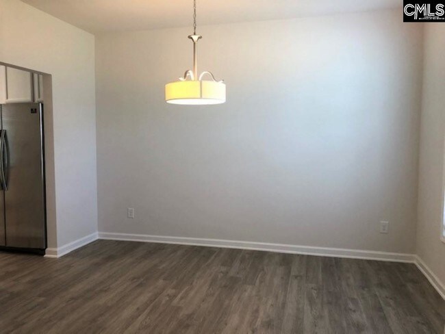 Foto del edificio - 433 Magnolia Tree Rd