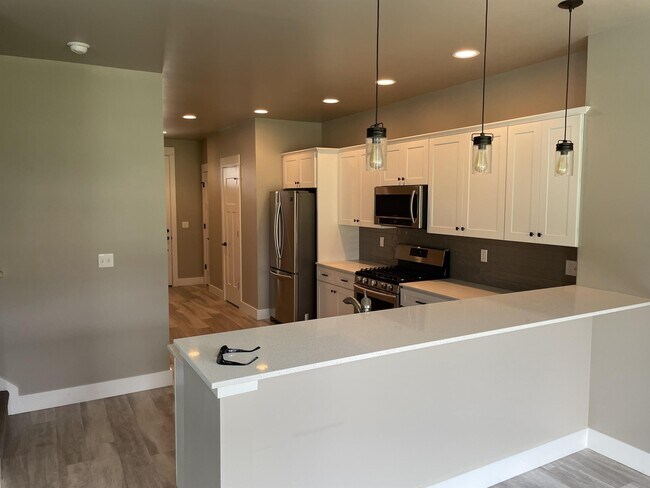Building Photo - 2689 Blackbird Dr
