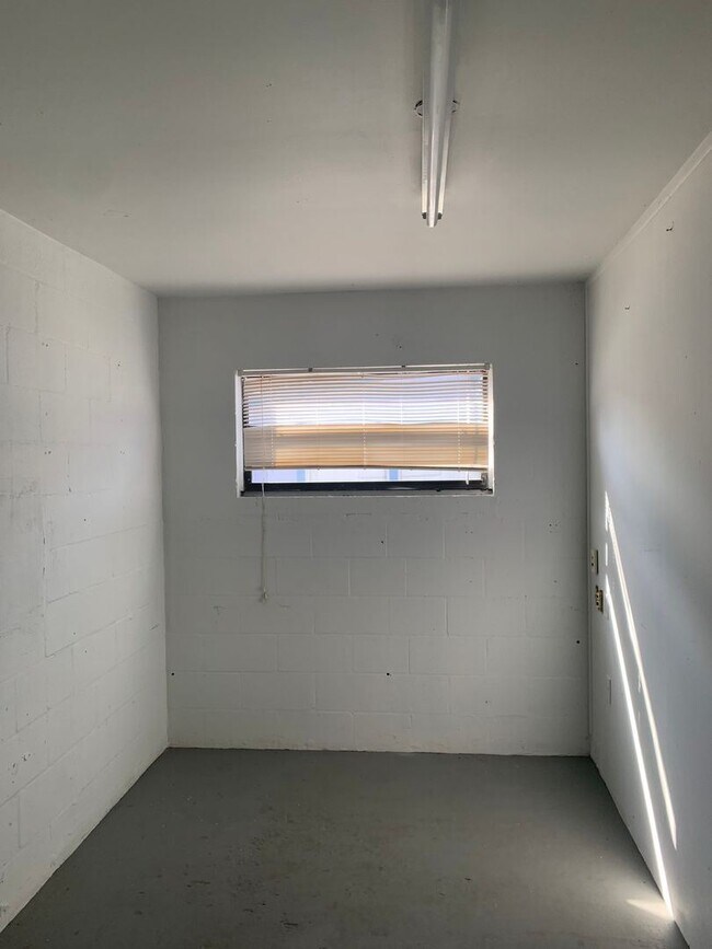 Foto del edificio - 3 br, 2 bath House - 3303 Orange Tree Drive