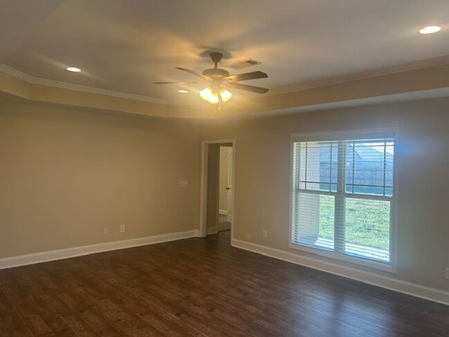 Foto del edificio - 4 Bedroom 2 Bath Close to Fort Benning