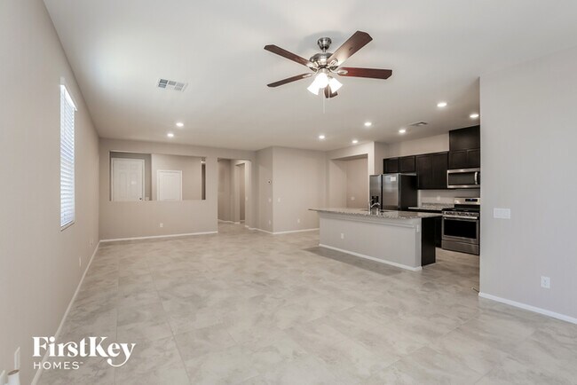 Foto del edificio - 1503 Majestic Pond Ave