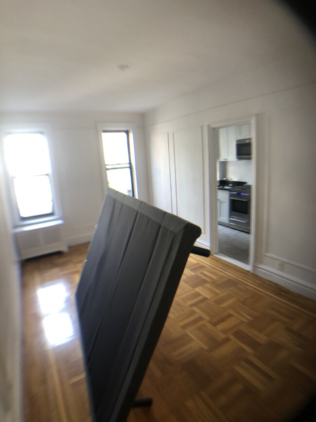 Floorplan - 330 East 52nd Street