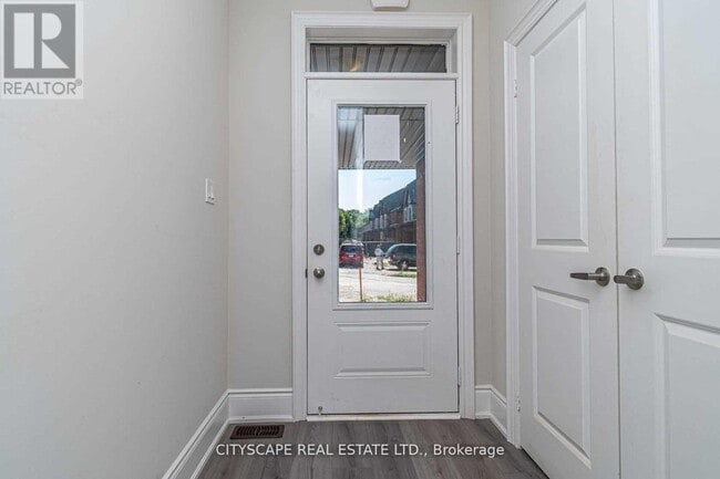 Building Photo - 5228 Pinedale Ave