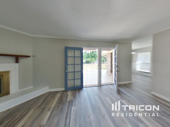 Foto del edificio - 2608 Bottomridge Dr