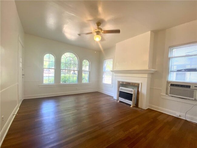 Building Photo - 3207 Harris Park Ave