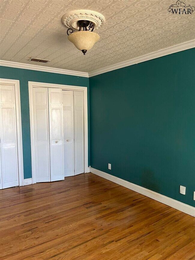 Foto del edificio - 3318 Sherwood Ln