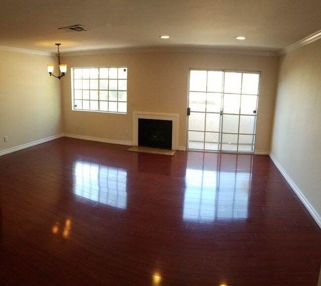 1er piso - comedor - 14727 Magnolia Blvd