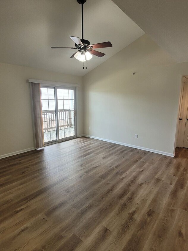 2 Bed 2 Bath-Southampton Villas Condos *1... - 2 Bed 2 Bath-Southampton Villas Condos  *1...