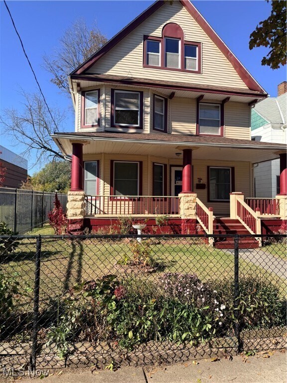 1794 W 54th St Cleveland, OH 44102 – photo 1