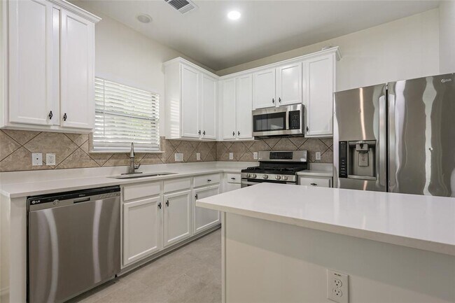 Foto del edificio - 3404 Winding Shore Ln