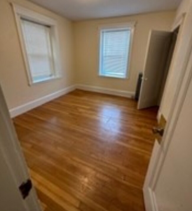 179 Thomas Burgin Pky, Quincy, MA 02169 Condo for Rent in Quincy, MA