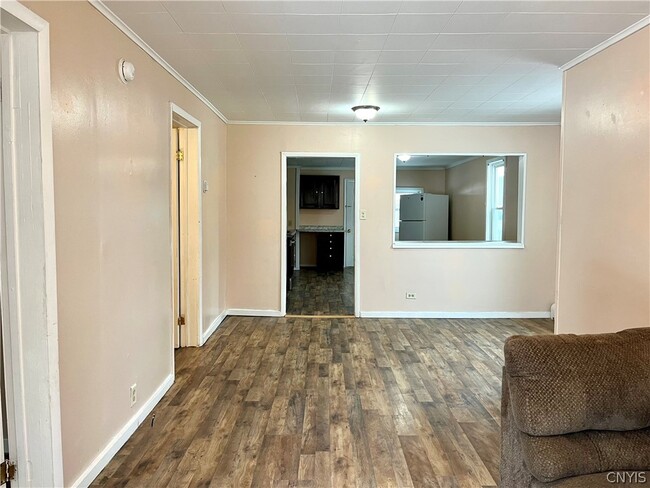 Building Photo - 97 E Seneca St