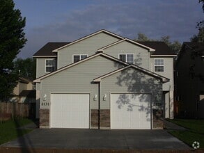 Building Photo - 2131 S Amy Ave