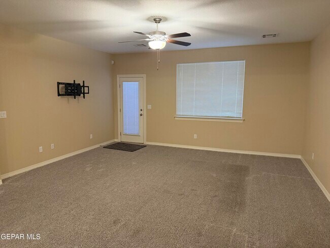 Foto del edificio - 416 Quiet Pr Dr