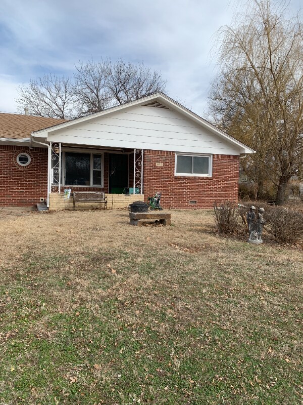 902 N El Paso Dr, Derby, KS 67037 House Rental in Derby, KS