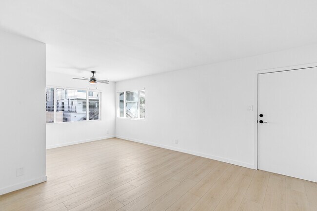 Foto del edificio - 2301 S Ridgeley Dr