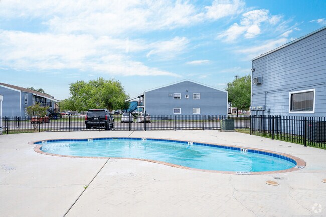 Piscina Valhalla - Valhalla Apartments