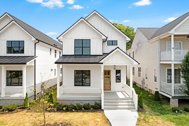 Building Photo - Beautiful home in The Nations!  4 bedrooms and 3 bathrooms in well sought after area.