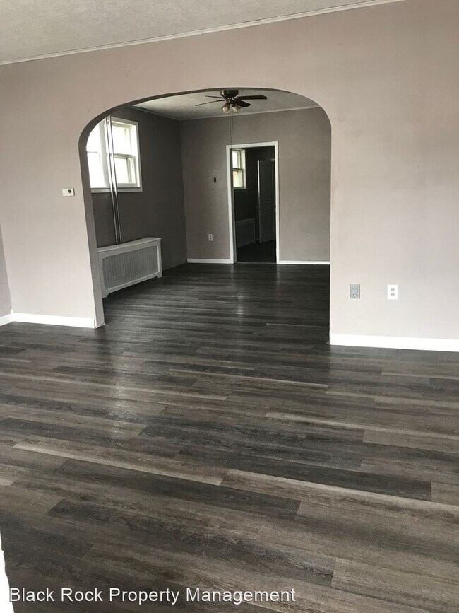 Building Photo - 4 br, 1.5 bath House - 126 E High Street