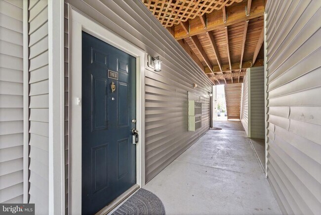 Foto del edificio - 20453 Chesapeake Square