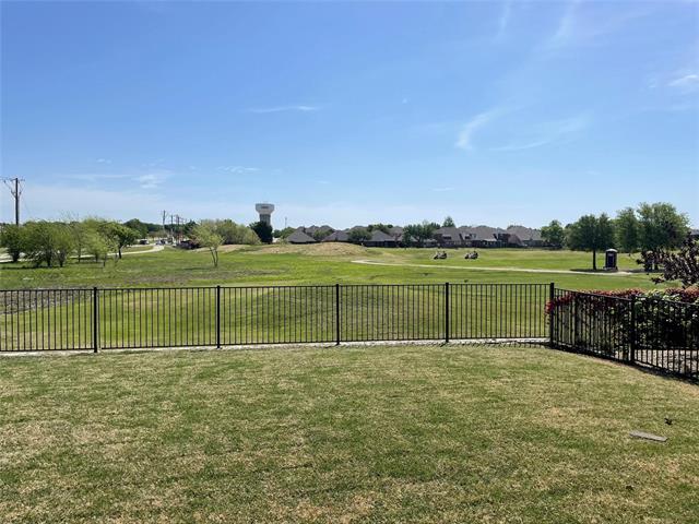 Primary Photo - 201 Double Eagle Dr