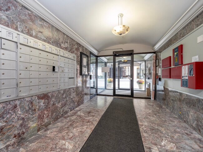 Foto del edificio - 300 Broad St