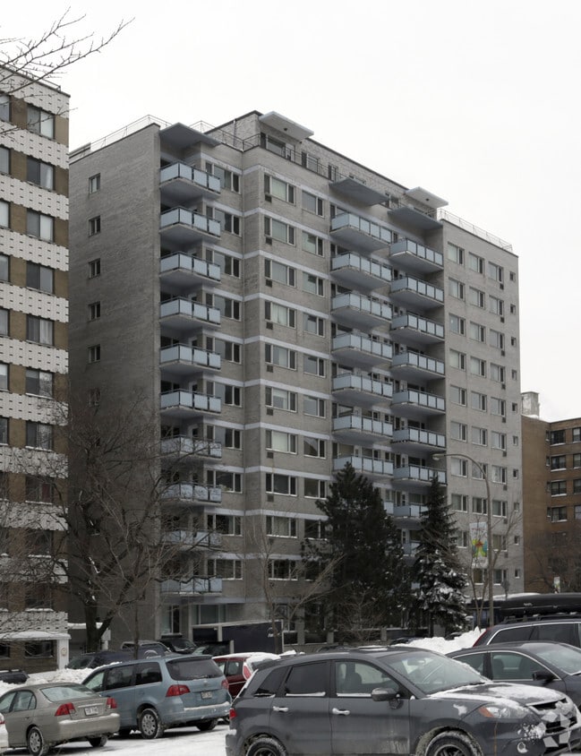 Building Photo - Châteauneuf