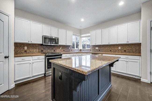 Building Photo - 20 Tanea Ct