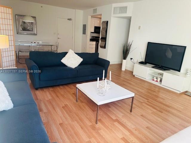 Foto del edificio - 10275 Collins Ave