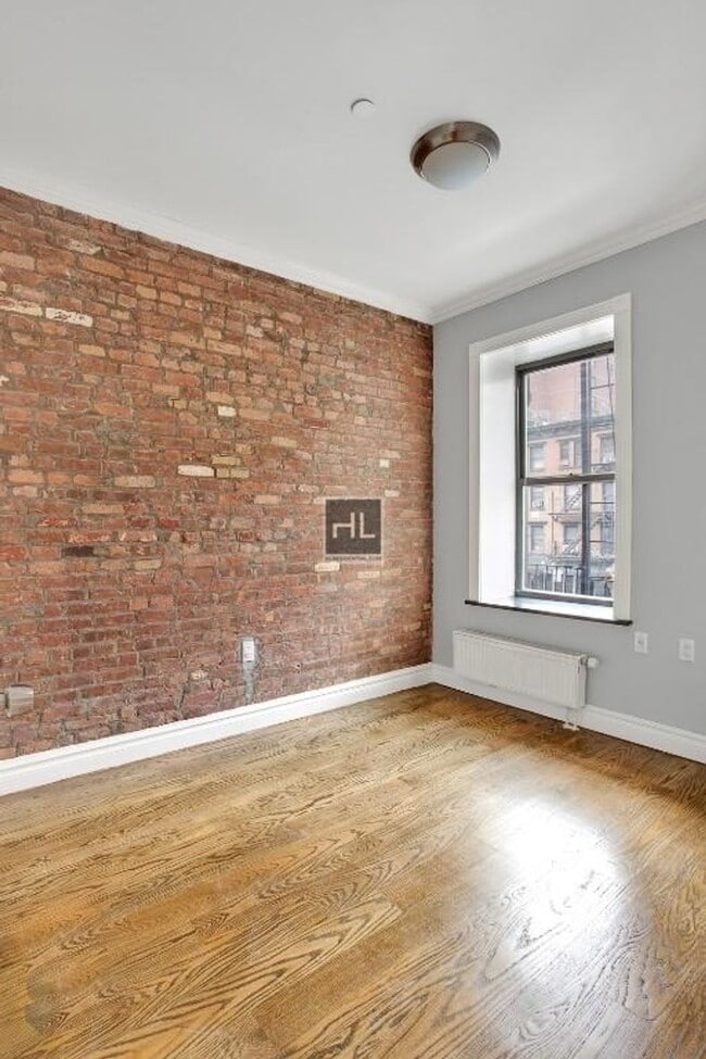 Foto del edificio - E 13TH ST.