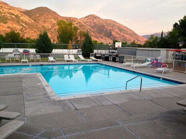 Foto del edificio - 1788 Willowbrook Dr