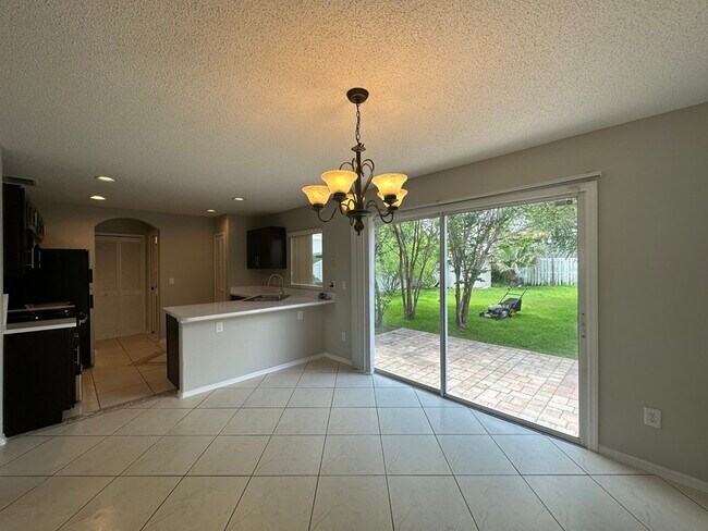 Building Photo - 14328 Rainsong Dr