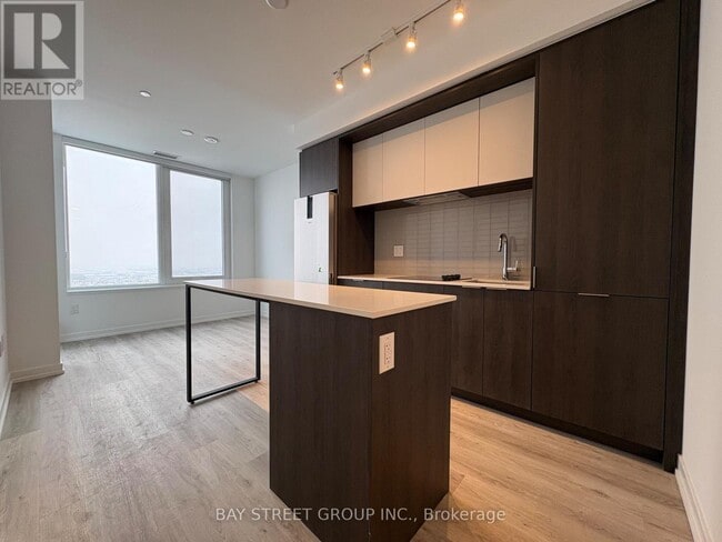 Building Photo - 395 Square One Dr