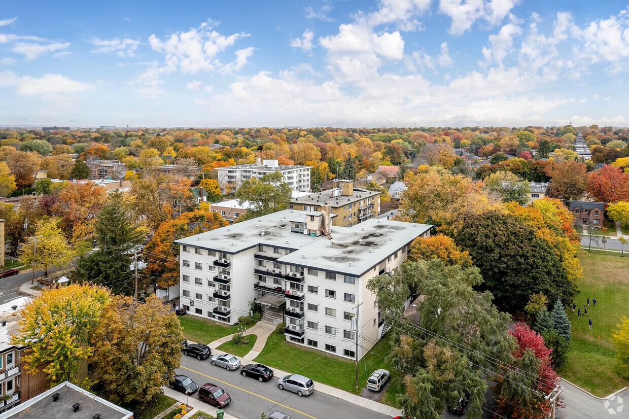 Aerial Photo - 3860 Du Fort-Rolland