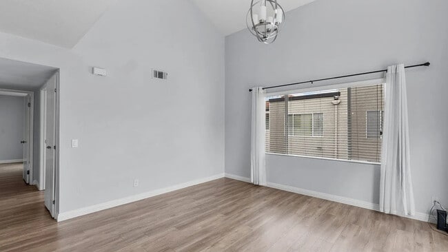 Building Photo - 24491 Valle Del Oro