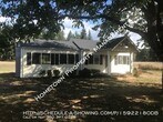 Foto principal - Farm house on 1.5 acres Available Now