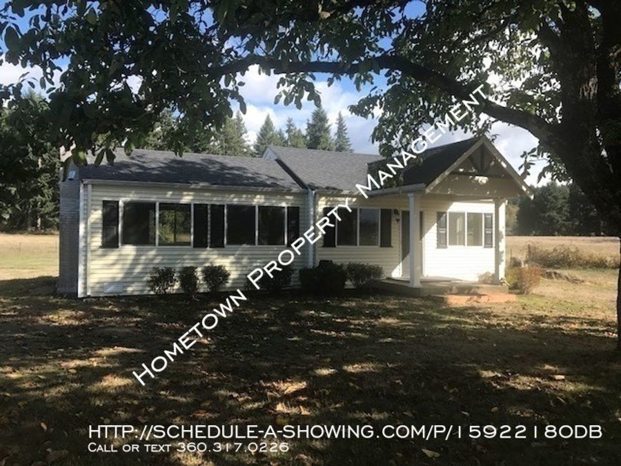 Primary Photo - Farm house on 1.5 acres Available Now