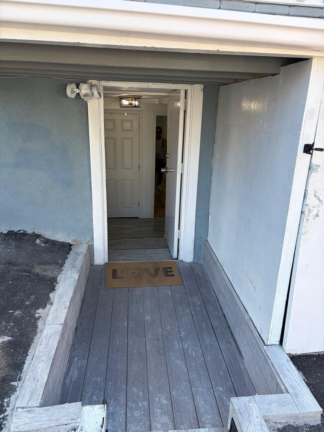 Photo - 23 Wabeno St Apartment